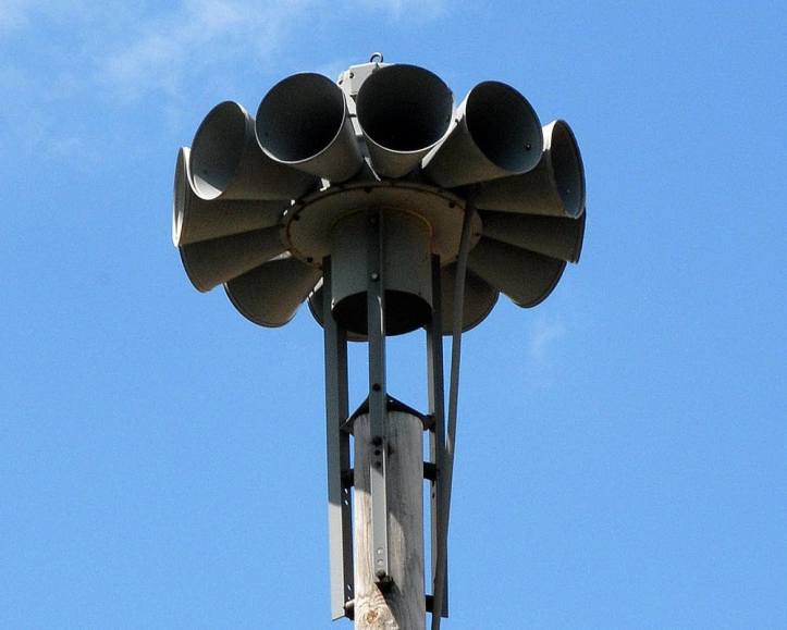 82421f-20100817-maplewood-siren